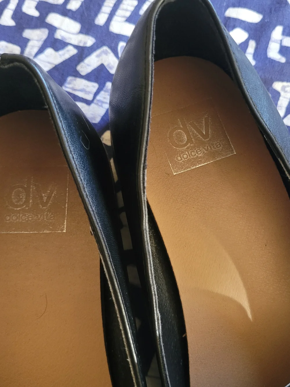 NWOT, Dolce Vita Black Leather Penny Loafers with Tan Trim, SIZE 10 WOMEN'S